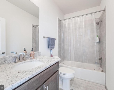 11692 Sunrise Square Place - Photo Thumbnail 42