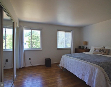 1450 Greenmont Court - Photo Thumbnail 9
