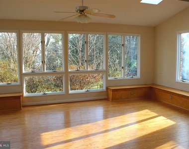 1049 Balls Hill Road - Photo Thumbnail 4