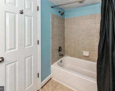 12010 Ridge Knoll Drive - Photo Thumbnail 21