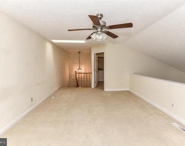 12010 Ridge Knoll Drive - Photo Thumbnail 17