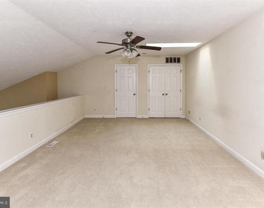 12010 Ridge Knoll Drive - Photo Thumbnail 16