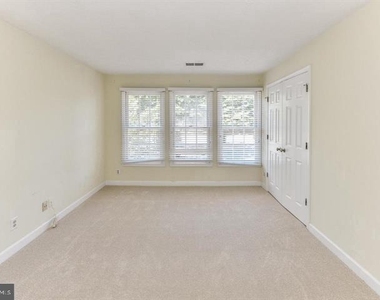 12010 Ridge Knoll Drive - Photo Thumbnail 13