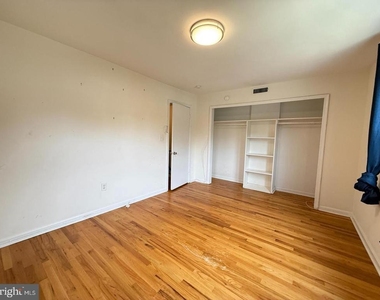 5835 Mount Vernon Drive - Photo Thumbnail 6