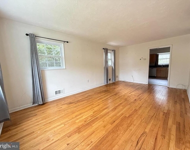5835 Mount Vernon Drive - Photo Thumbnail 1