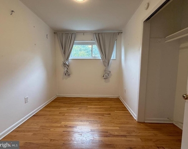 5835 Mount Vernon Drive - Photo Thumbnail 7