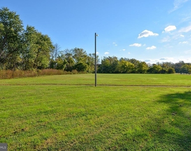 5812 N N Kings Highway - Photo Thumbnail 34