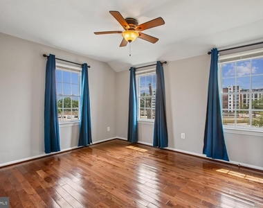5812 N N Kings Highway - Photo Thumbnail 10