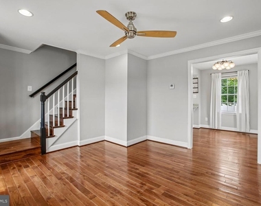 5812 N N Kings Highway - Photo Thumbnail 4