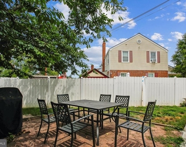 5812 N N Kings Highway - Photo Thumbnail 19