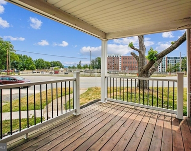 5812 N N Kings Highway - Photo Thumbnail 1