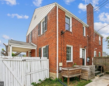 5812 N N Kings Highway - Photo Thumbnail 24
