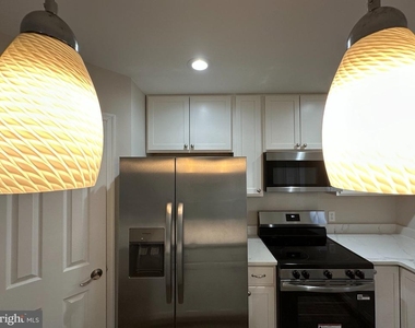 13112 Quail Creek Lane - Photo Thumbnail 7