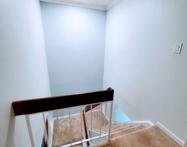 2366 Southgate Square - Photo Thumbnail 15