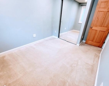 2366 Southgate Square - Photo Thumbnail 12