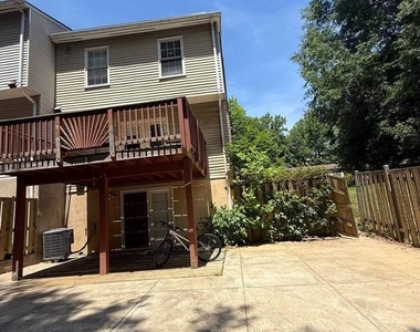 6415 Blarney Stone Court - Photo Thumbnail 22