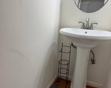 6415 Blarney Stone Court - Photo Thumbnail 16