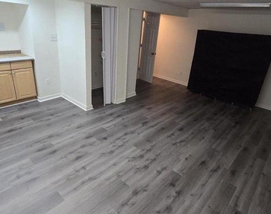 6415 Blarney Stone Court - Photo Thumbnail 24