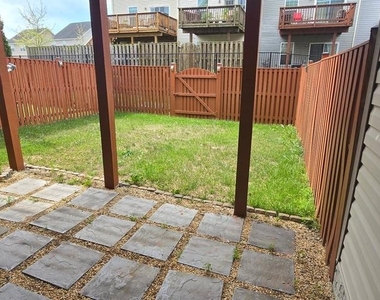 103 Argyle Court - Photo Thumbnail 9
