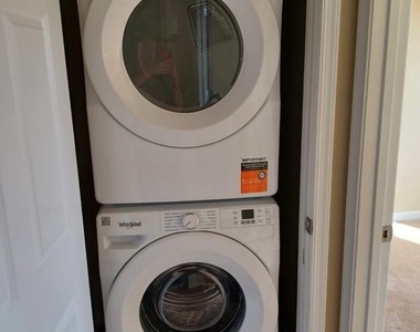 103 Argyle Court - Photo Thumbnail 19