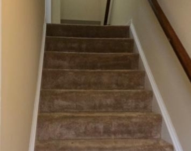 103 Argyle Court - Photo Thumbnail 1