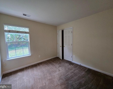 832 Fox Den Road - Photo Thumbnail 20
