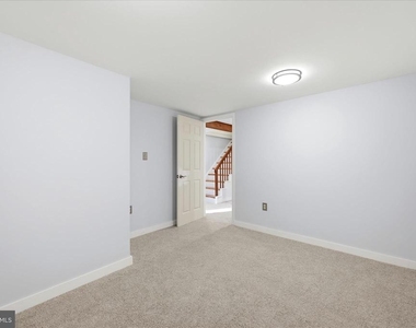 311 S Buckmarsh Street - Photo Thumbnail 38