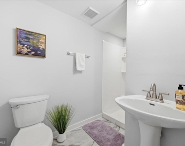311 S Buckmarsh Street - Photo Thumbnail 41