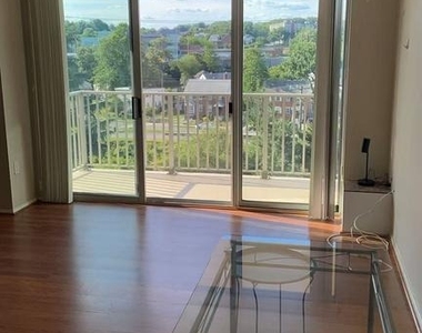 1225 Martha Custis Drive - Photo Thumbnail 2