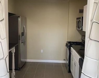 1225 Martha Custis Drive - Photo Thumbnail 11
