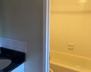 1225 Martha Custis Drive - Photo Thumbnail 6