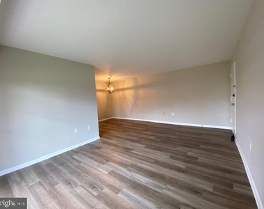 412 N Armistead Street - Photo Thumbnail 4