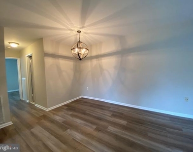 412 N Armistead Street - Photo Thumbnail 8