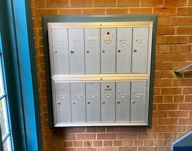 412 N Armistead Street - Photo Thumbnail 26