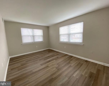 412 N Armistead Street - Photo Thumbnail 18