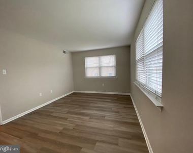 412 N Armistead Street - Photo Thumbnail 19