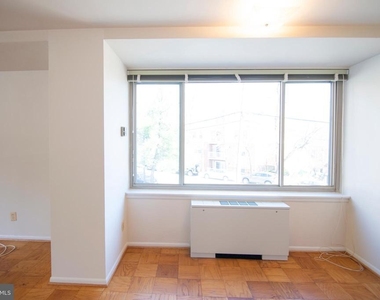 1210 N Taft Street - Photo Thumbnail 27