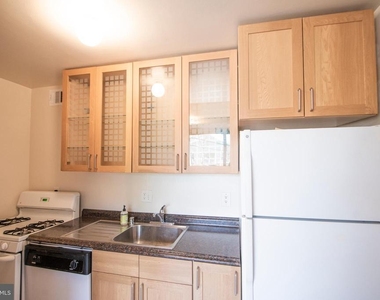 1210 N Taft Street - Photo Thumbnail 28