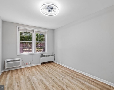 226 N Thomas Street - Photo Thumbnail 17