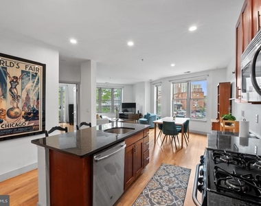 1800 Wilson Boulevard - Photo Thumbnail 12