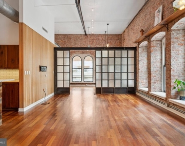 105 S 12th Street - Photo Thumbnail 15