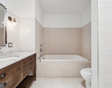105 S 12th Street - Photo Thumbnail 23