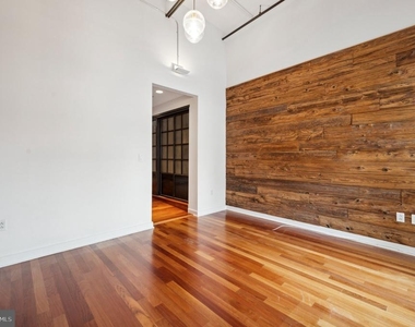 105 S 12th Street - Photo Thumbnail 10