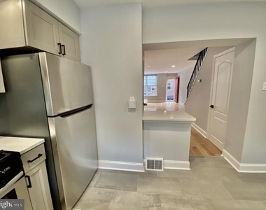 209 Daly Street - Photo Thumbnail 6