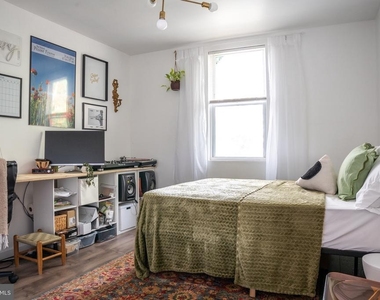 1537 W Stiles Street - Photo Thumbnail 14