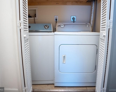 1537 W Stiles Street - Photo Thumbnail 17