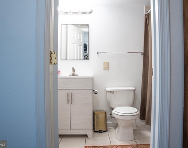 1537 W Stiles Street - Photo Thumbnail 9