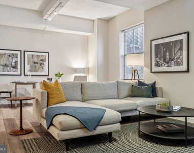 875 Sansom Street - Photo Thumbnail 2