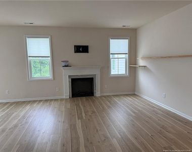 487 Union Street - Photo Thumbnail 3