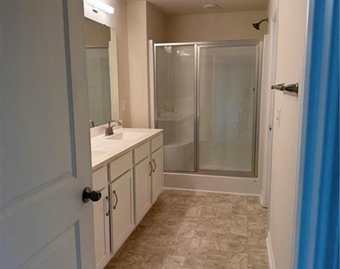 487 Union Street - Photo Thumbnail 28